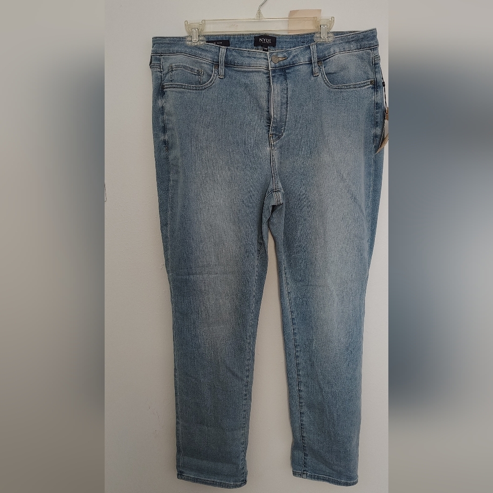 NYDJ Light Blue Cropped Jeans